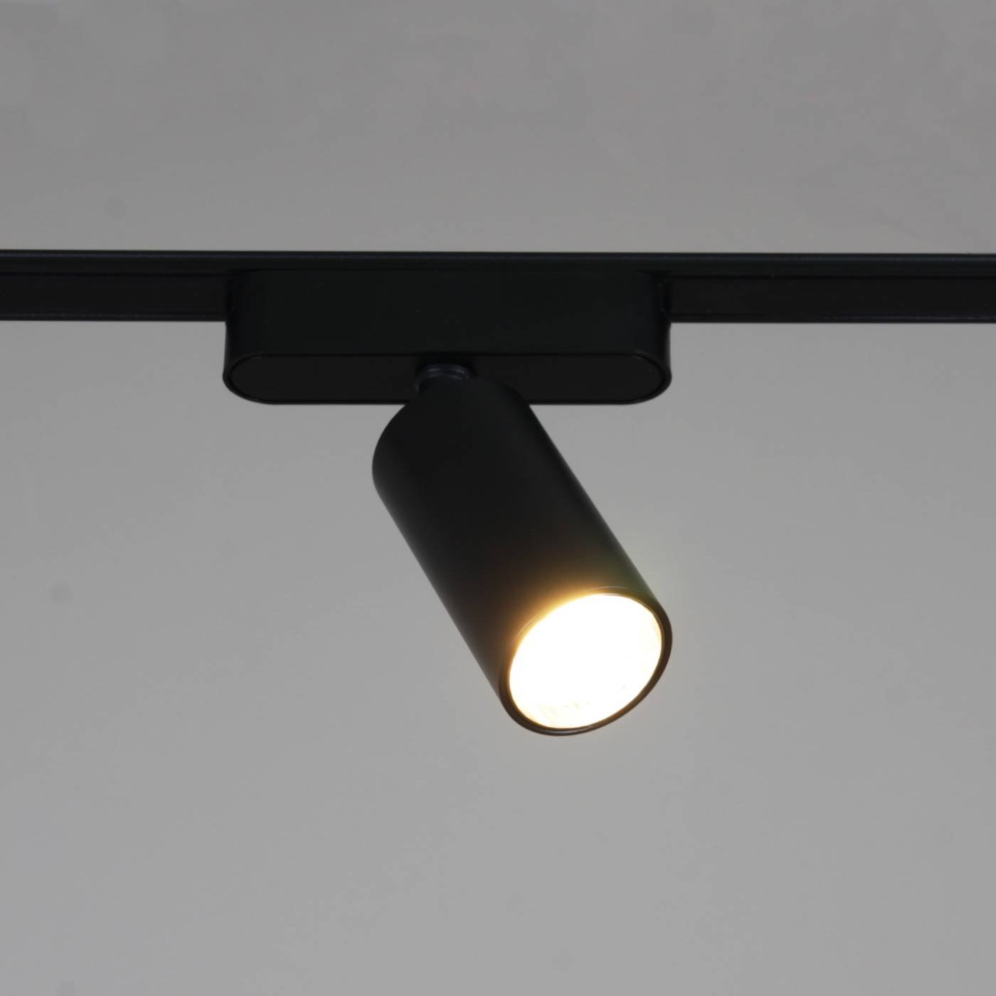 Трековый светильник Reluce 13005-9.3-001UR magnetic LED12W BK CCT+SMART