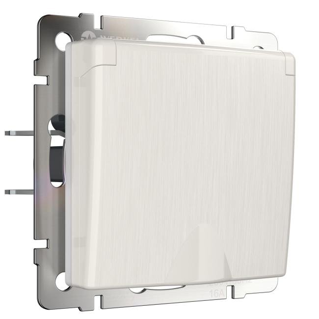 W1171213/ Розетка влагозащ. с зазем. с защит. крышкой и шторками (перламутровый рифленый) Розетка Werkel W1171213/ Розетка влагозащ. с зазем. с защит. крышкой и шторками (перламутровый рифленый)