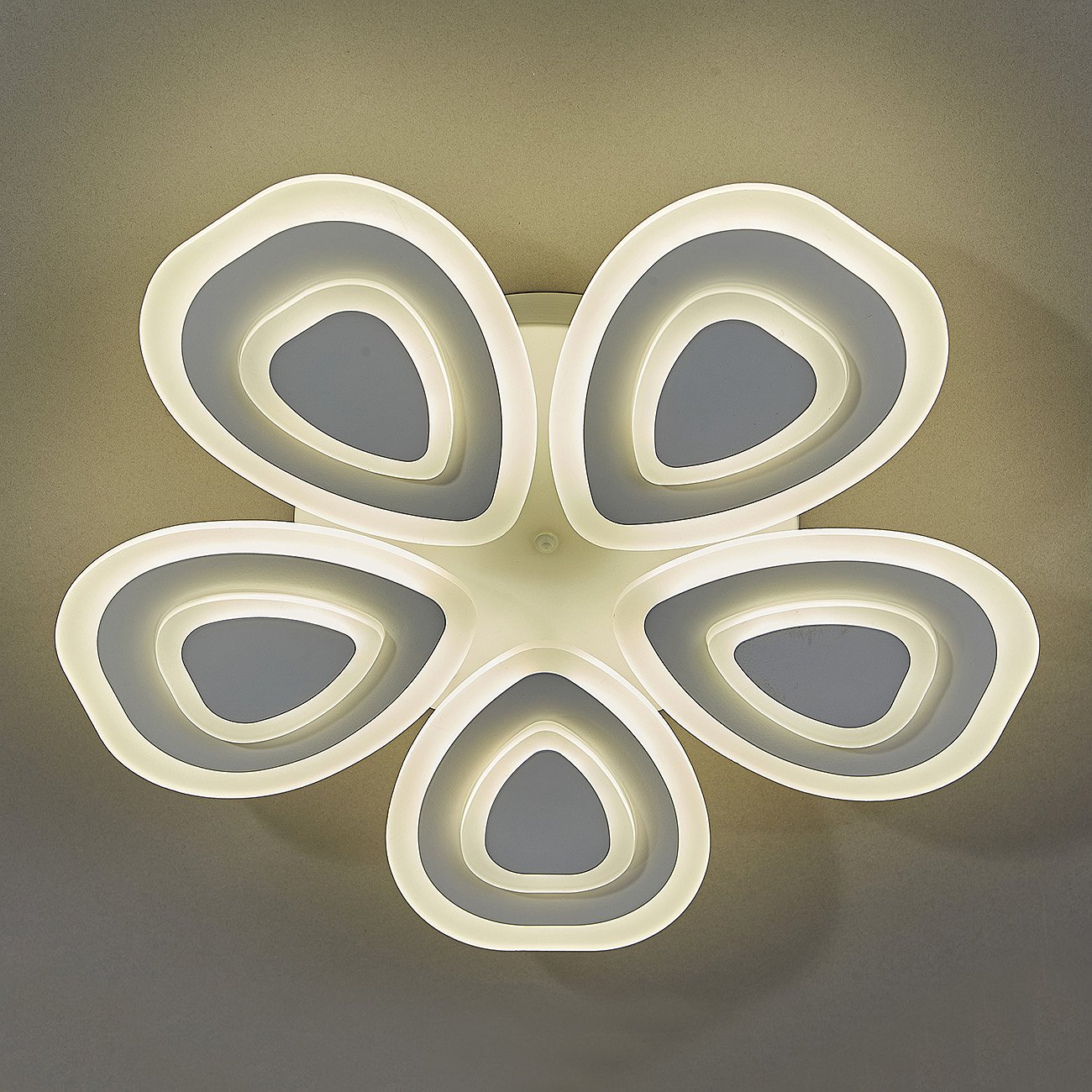 Потолочная люстра Escada Ornament 10223/5LED