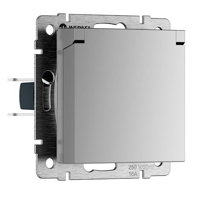 Розетка Werkel Встраиваемые механизмы серебряные W1171206/ Розетка влагозащ. с зазем. с защит. крышкой и шторками N (серебряный)