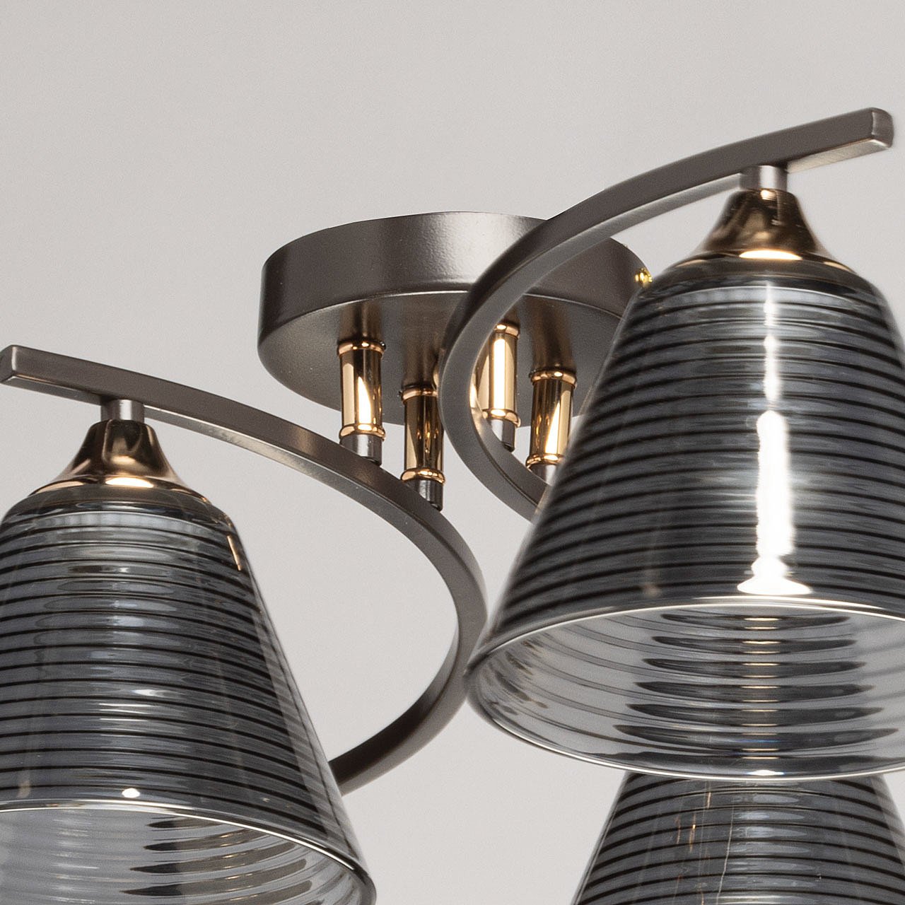 Потолочная люстра De Markt Тетро 673019004