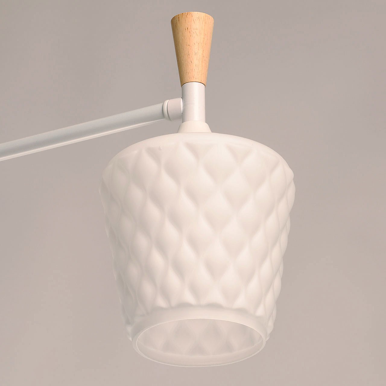 Потолочная люстра De Markt Дэла 635015105