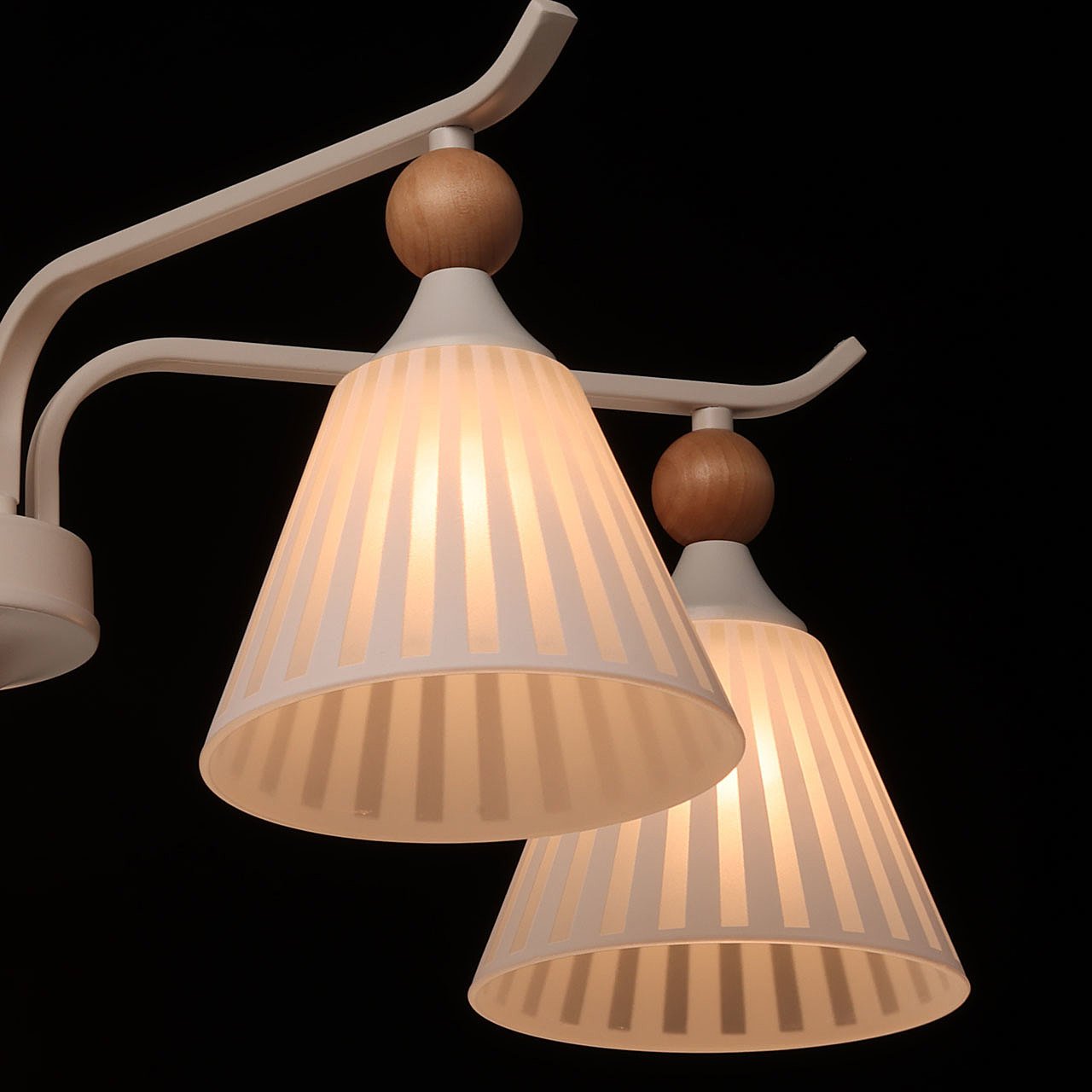 Потолочная люстра De Markt Дэла 635019805