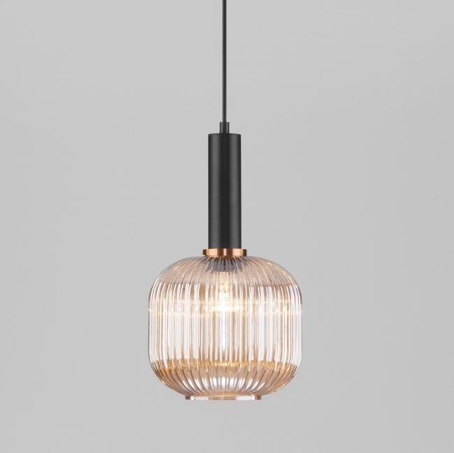 50182/1 янтарь Светильник подвесной Eurosvet Bravo 50182/1 янтарь