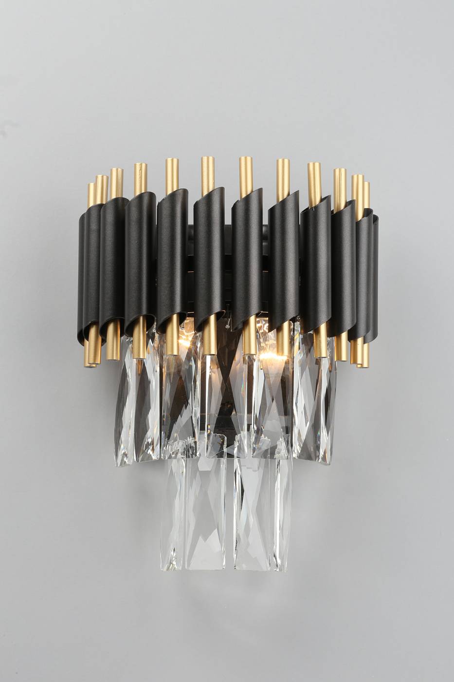 OML-69801-02 Настенное бра Omnilux Corleone OML-69801-02