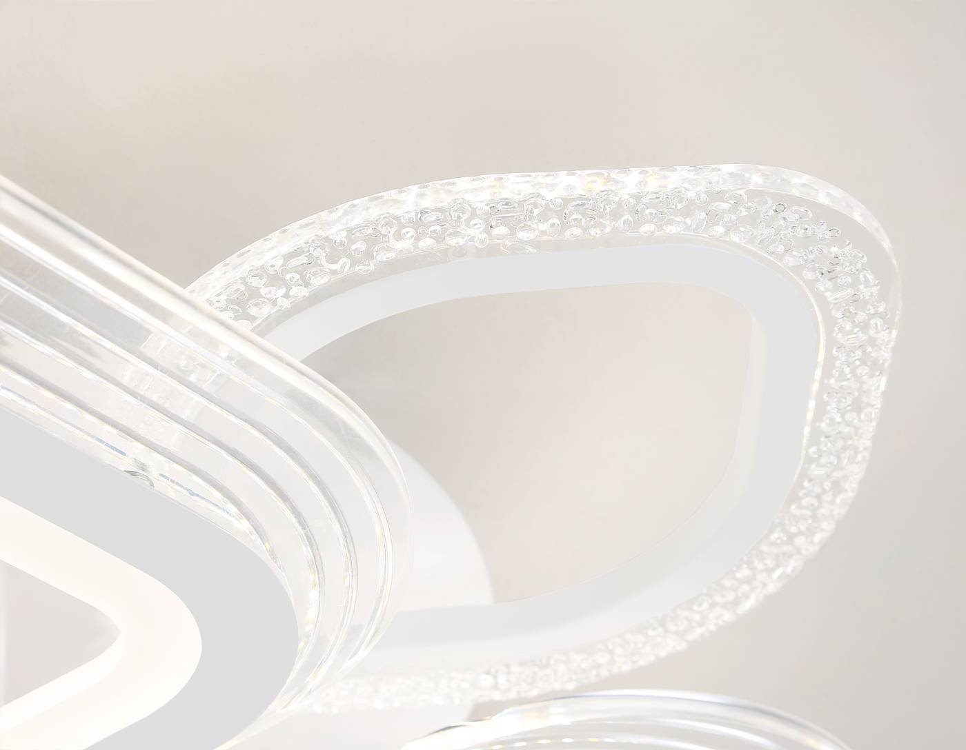 Потолочная люстра Ambrella Original FA4294