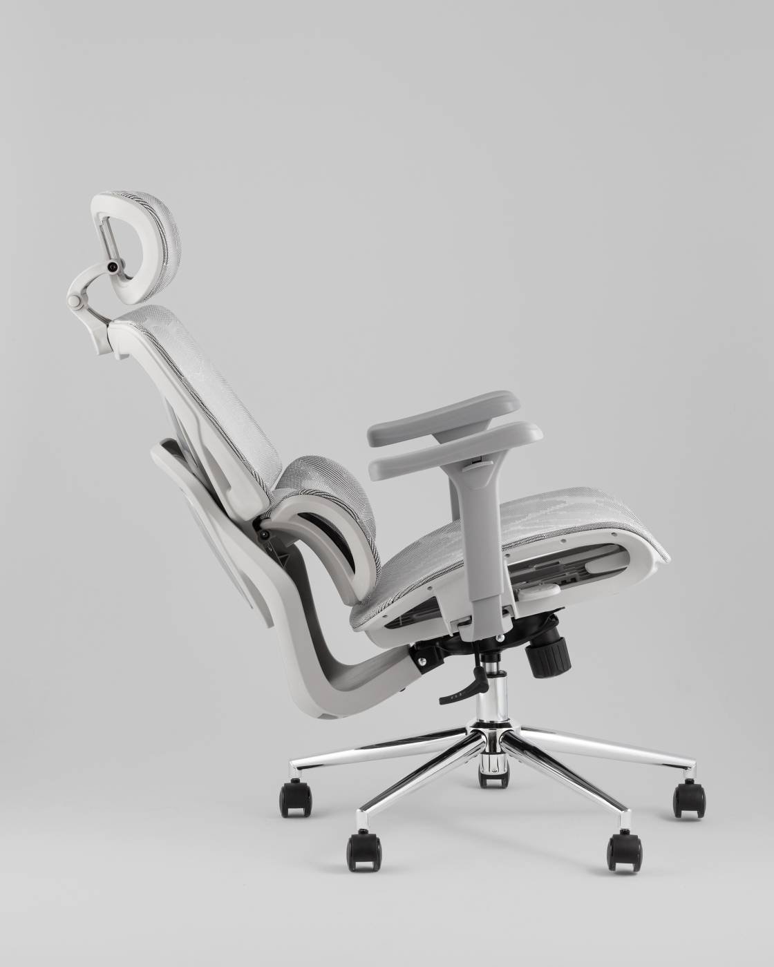 Офисное кресло Stool Group ZR-25W1301