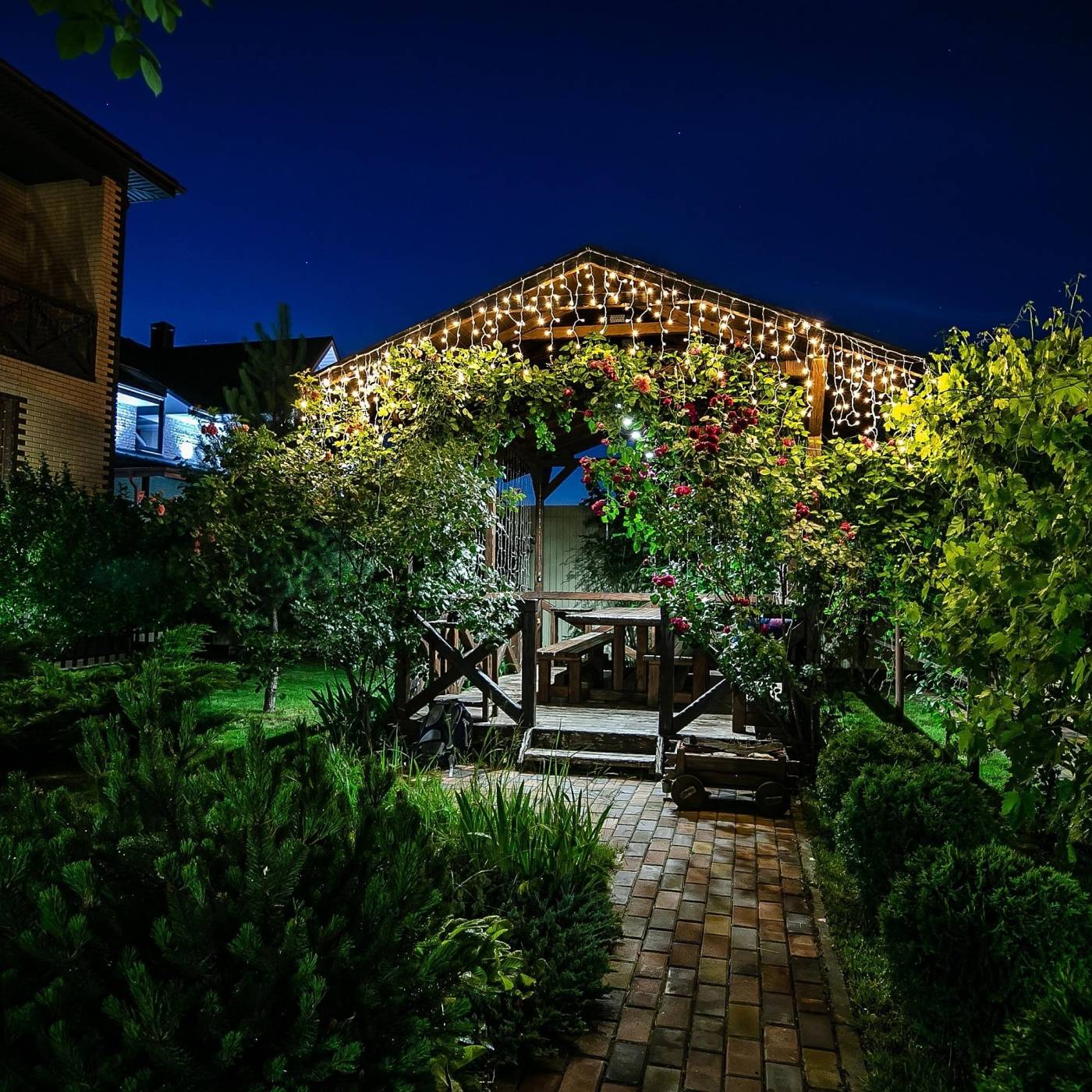 Бахрома светодиодная, 6м Uniel ULD-B6007-300/DTA WHITE IP44