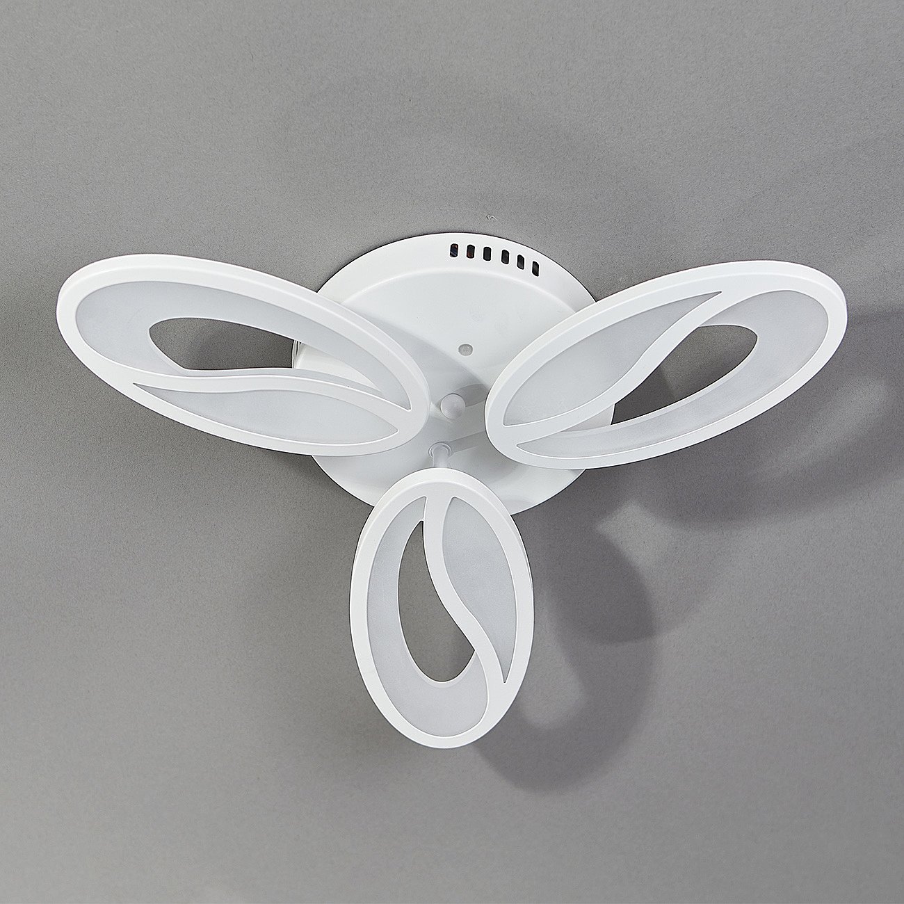 10222/3LED 46W Потолочная люстра Escada Grain 10222/3LED 46W