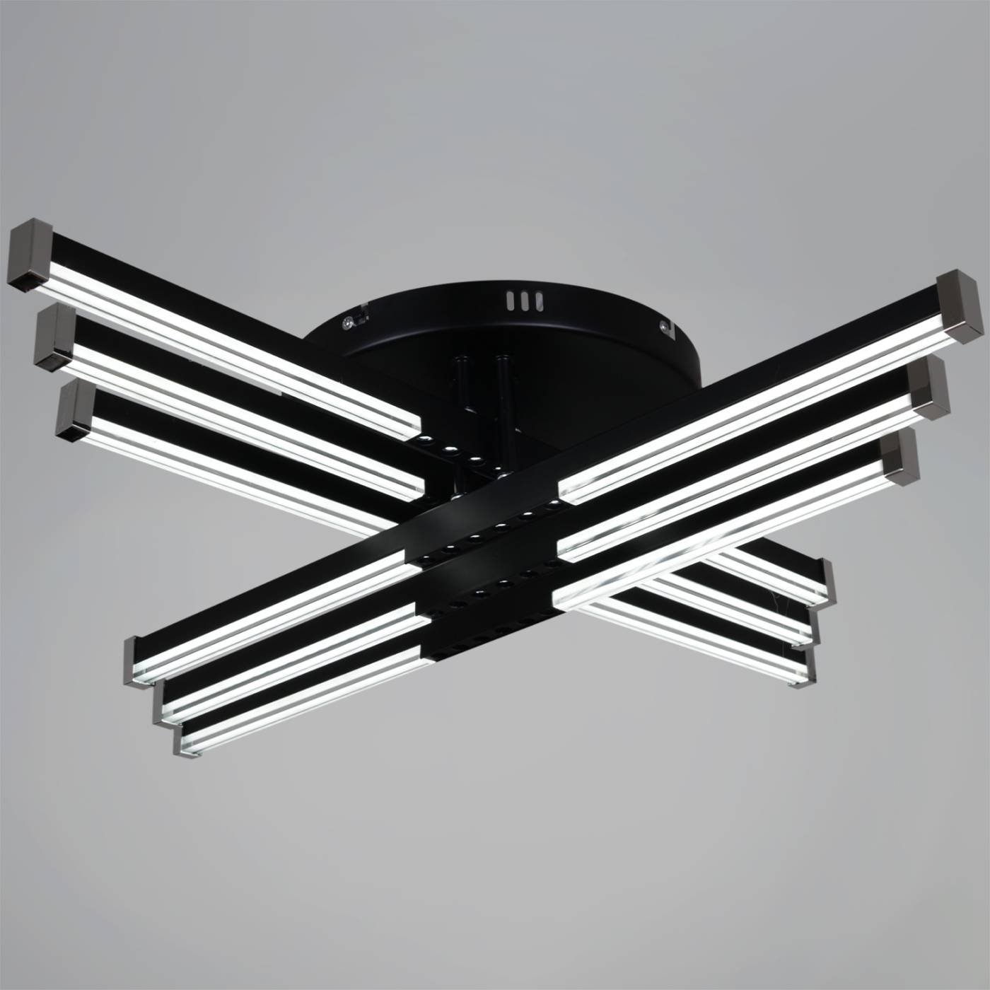 Потолочная люстра Reluce 83090-0.3-06A BK