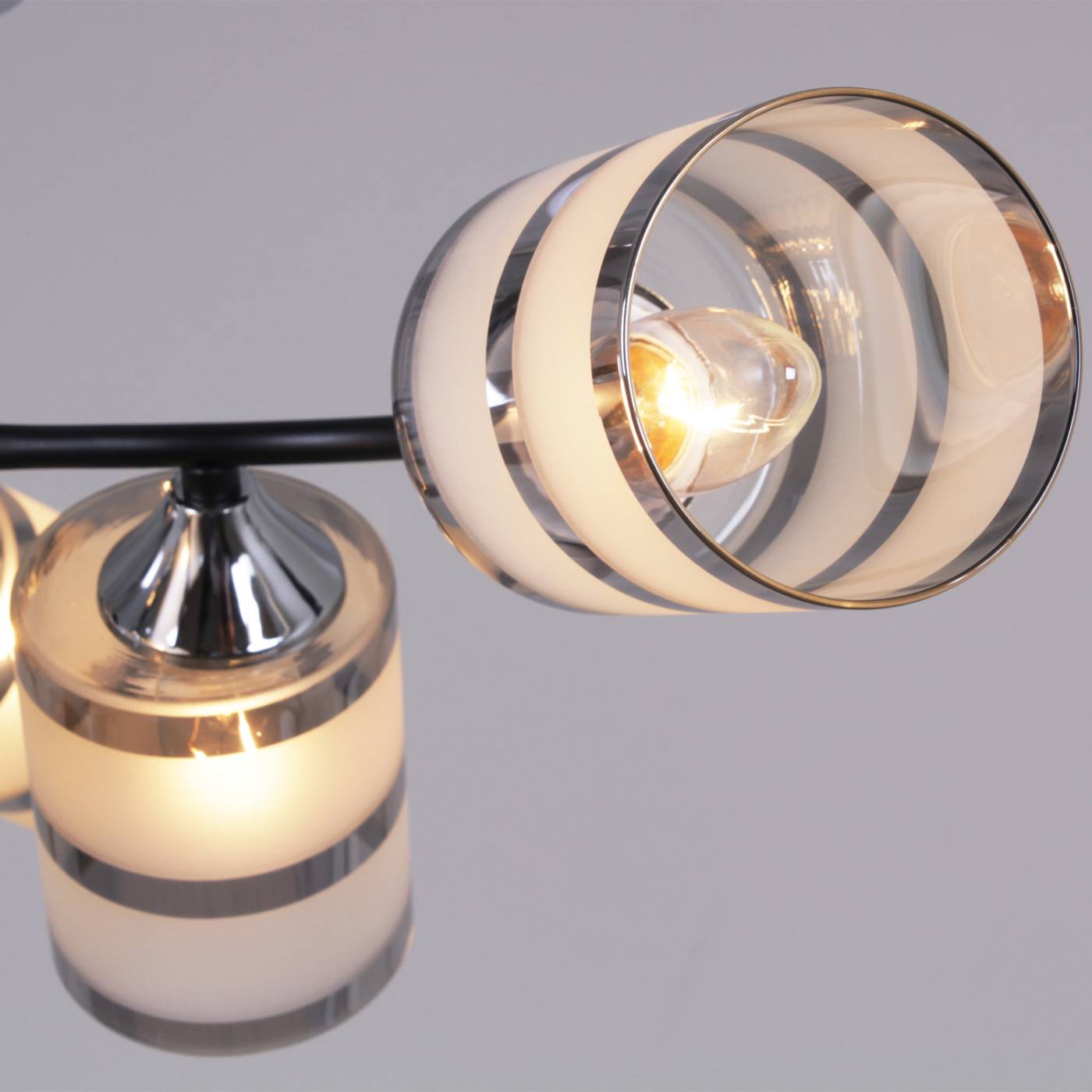 Потолочная люстра Reluce 45360-0.3-06 BK+CR