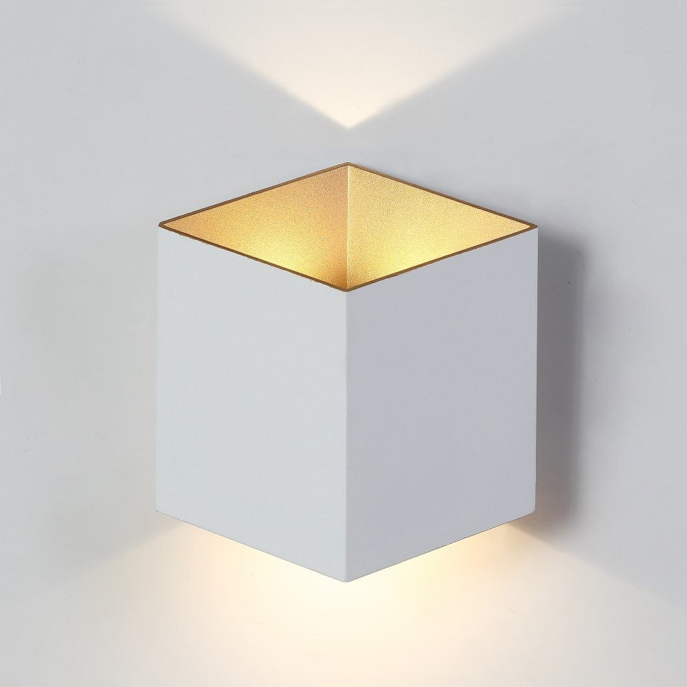 Уличный настенный светильник Crystal Lux Clt 227 CLT 227W WH-GO