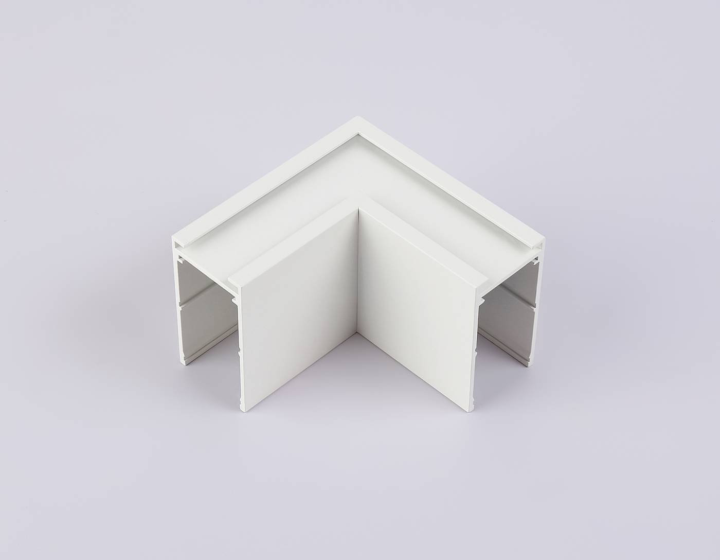 Коннектор угловой для накладного шинопровода Ambrella Magnetic 220V GL1031