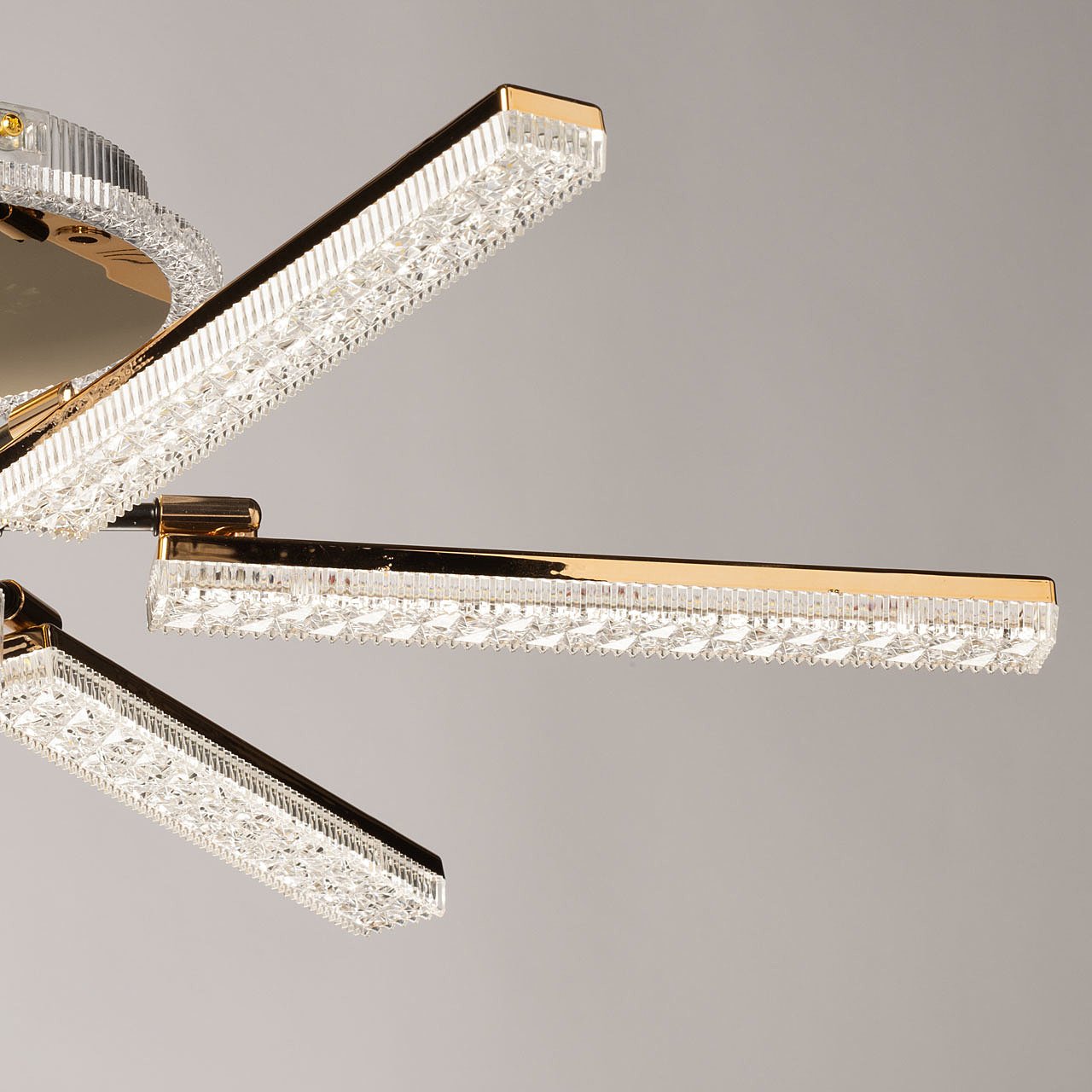 Потолочная люстра De Markt Оскар 510016406