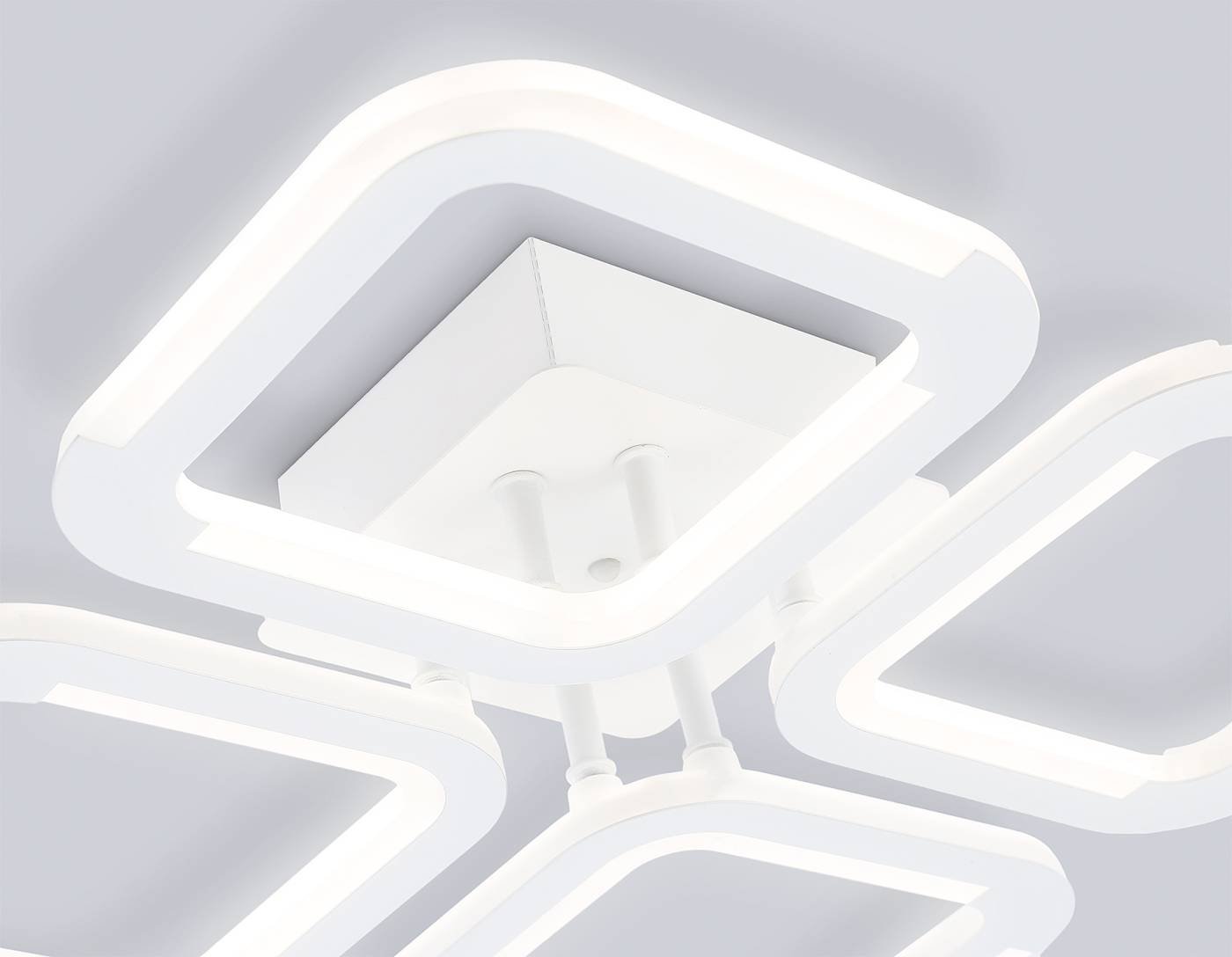 Потолочная люстра Ambrella Original FA8947