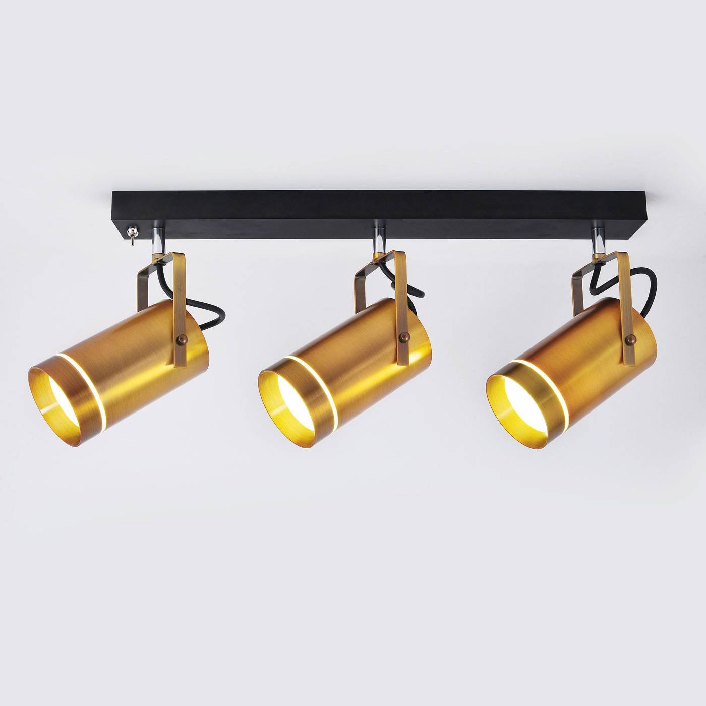 20063/3 LED античная бронза Светильник спот Eurosvet Bronze 20063/3 LED античная бронза 27W