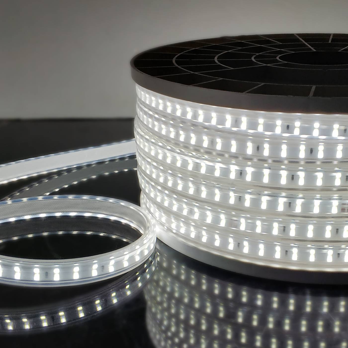 Лента светодиодная Premium 220V 18W 180Led 2835 IP65 6500К холодный белый, 50 м, двухрядная (LS011 2 Elektrostandard 220V 18W IP65 Лента светодиодная Premium 220V 18W 180Led 2835 IP65 6500К холодный белый, 50 м, двухрядная (LS011 2 a053653
