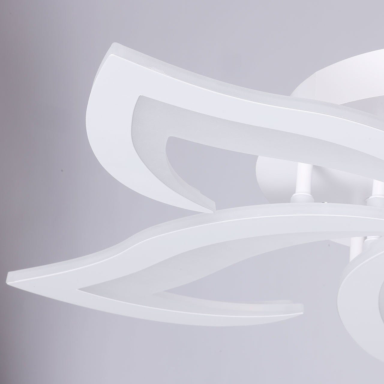 424017605 Потолочная люстра De Markt Мадлен 424017605