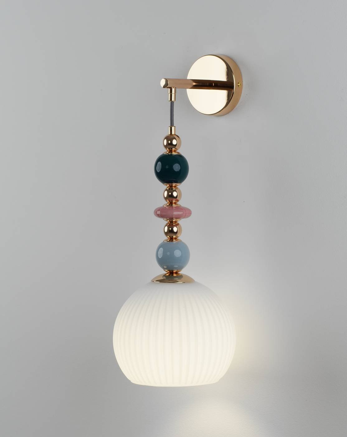 V11171-1W Настенное бра Moderli Charm V11171-1W