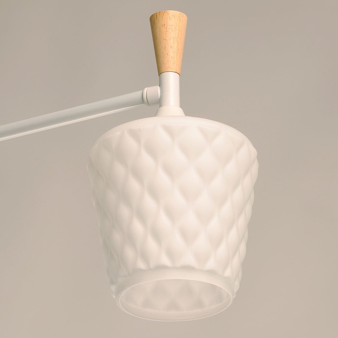 Потолочная люстра De Markt Дэла 635015003