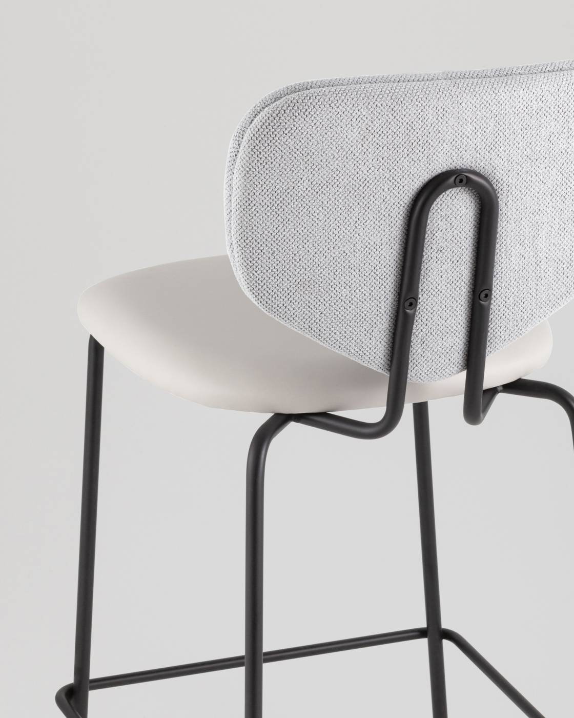 B2339-H65 M8528+Curio-70 Полубарный стул Stool Group Masey B2339-H65 M8528+Curio-70