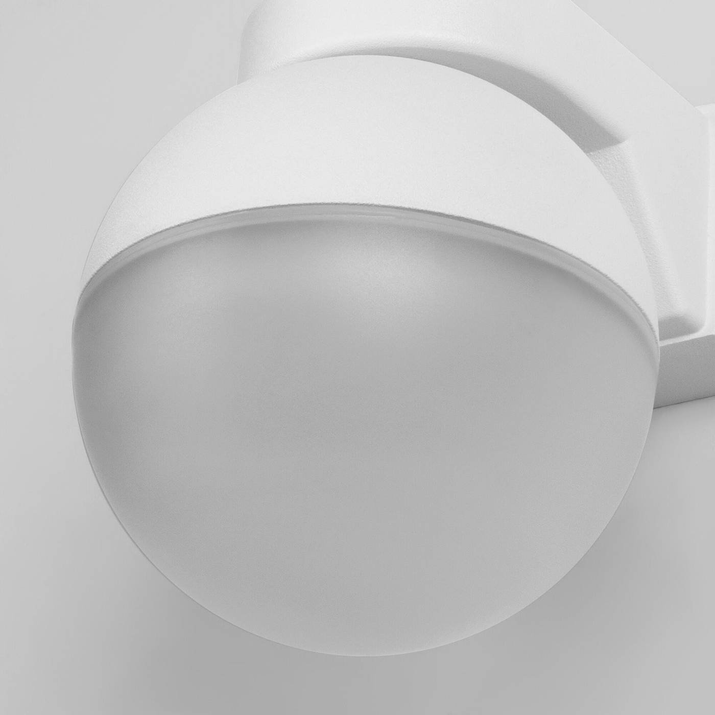 Уличный настенный светильник Elektrostandard MOON белый (MRL 1028)