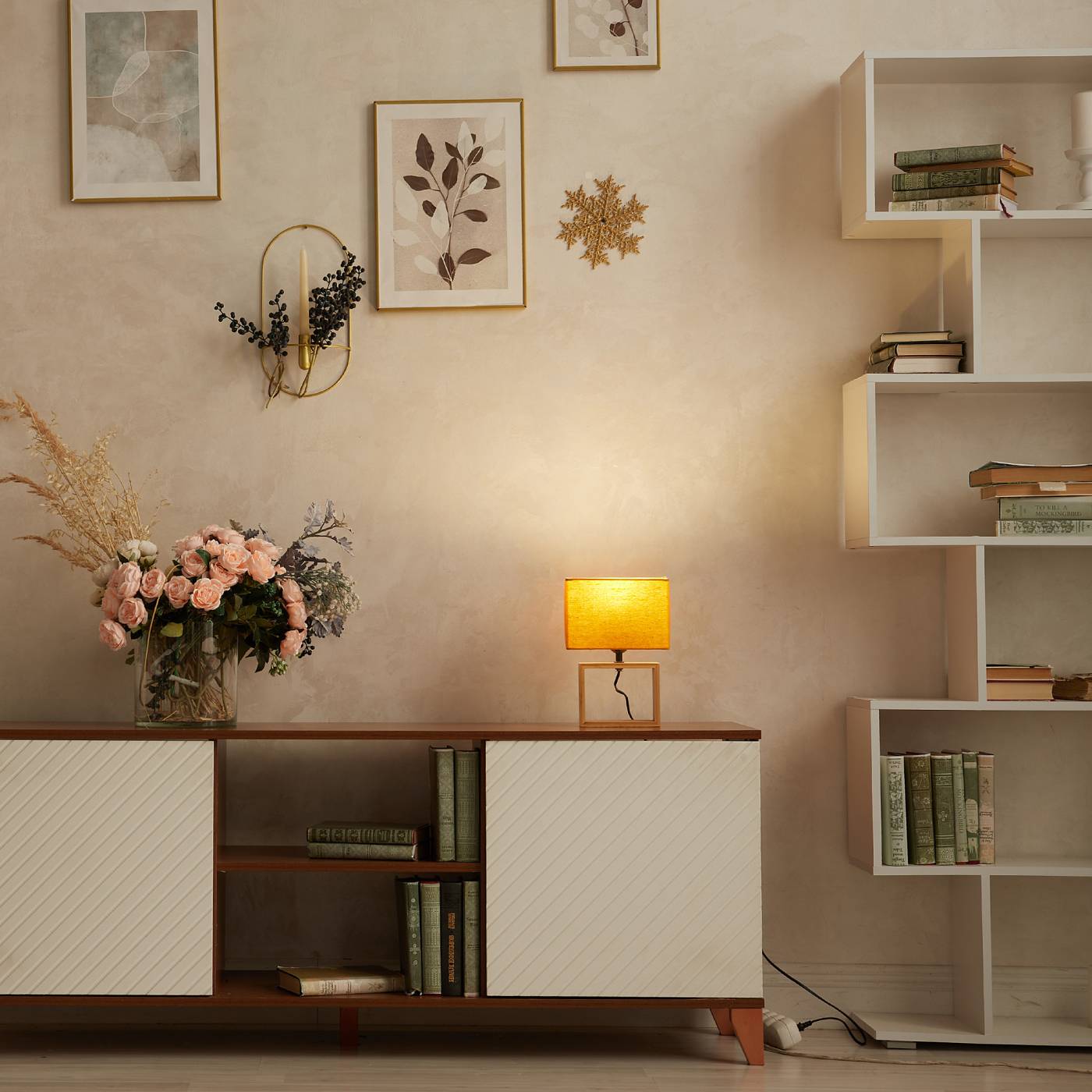 Настольная лампа Uniel UML-B401 E27 ORANGE/WOOD