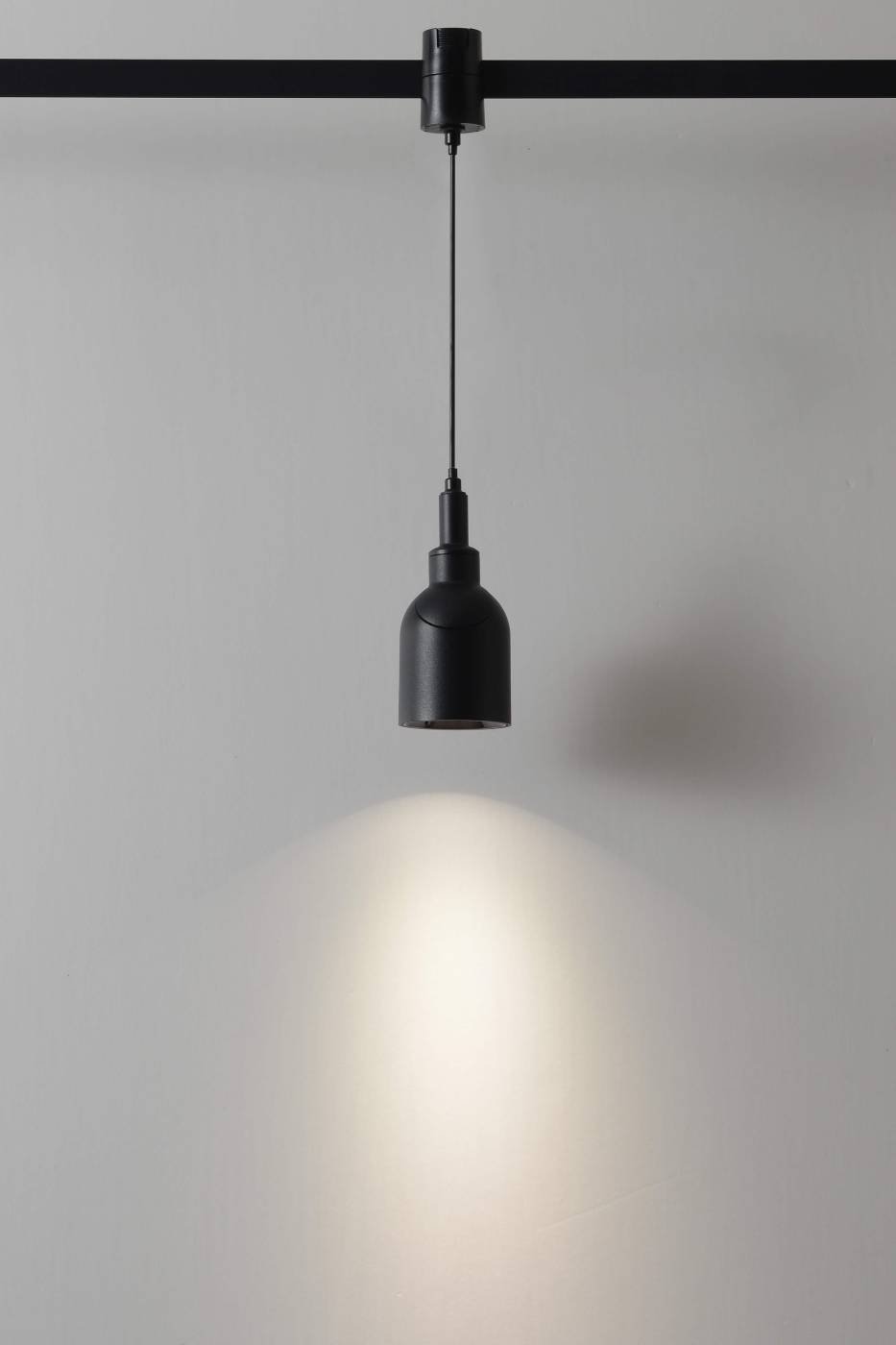 Трековый светильник Crystal Lux Trace 48v CLT 0.37 005 7W BL SMART