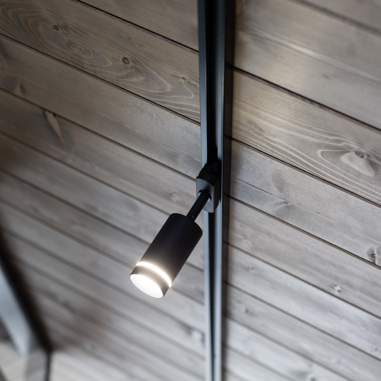 Glory Черный 7W 4200K (LTB39) однофазный Трековый светильник Elektrostandard Glory Glory Черный 7W 4200K (LTB39) однофазный