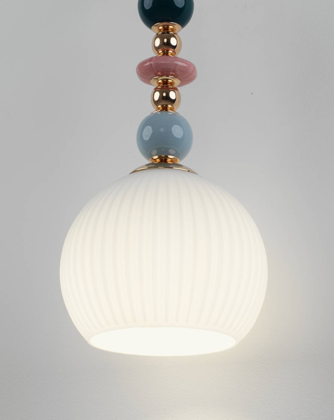 V11171-1W Настенное бра Moderli Charm V11171-1W