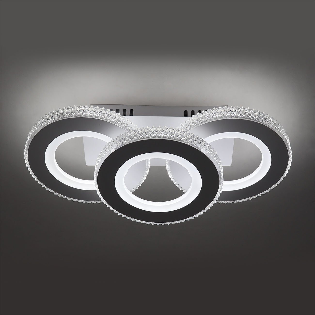 Потолочная люстра Escada 10265/3LED
