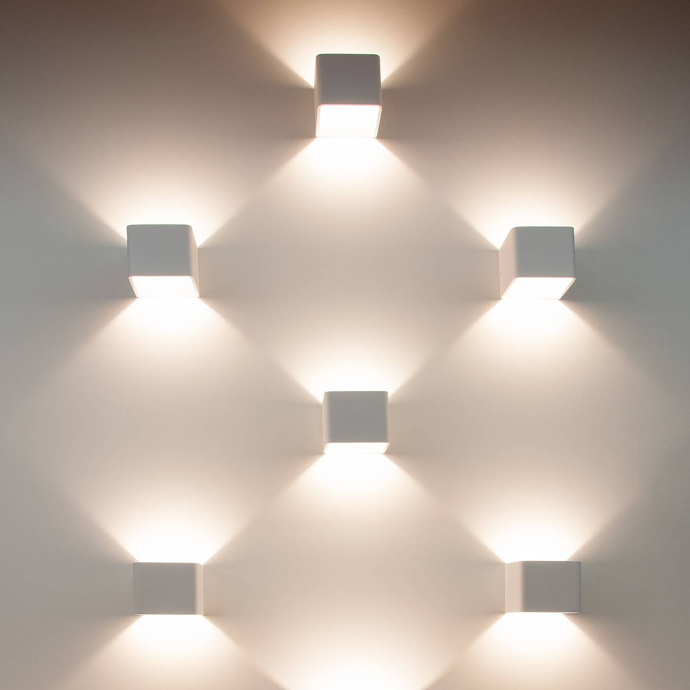 Corudo LED белый (MRL LED 1060) Настенное бра Elektrostandart Corudo LED Corudo LED белый (MRL LED 1060)