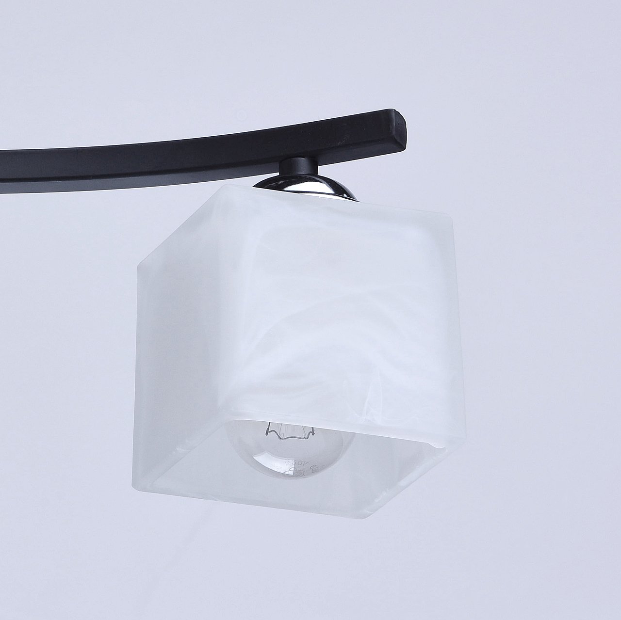 Потолочная люстра De Markt Тетро 673011103