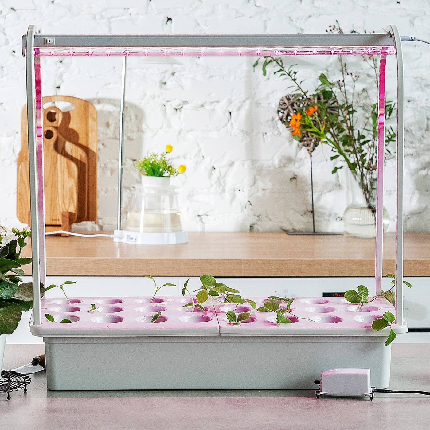 UDN-P44-2W WHITE Компрессор для гидропоники Uniel UDN-P44-2W WHITE