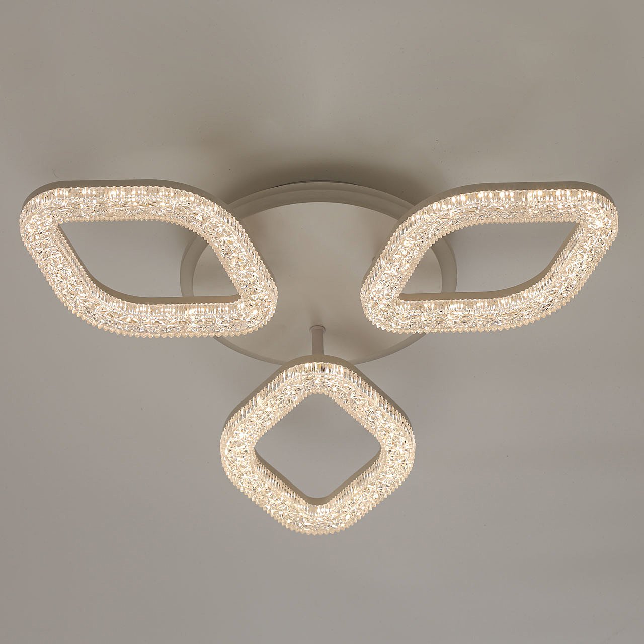 424014004 Потолочная люстра De Markt Мадлен 424014004