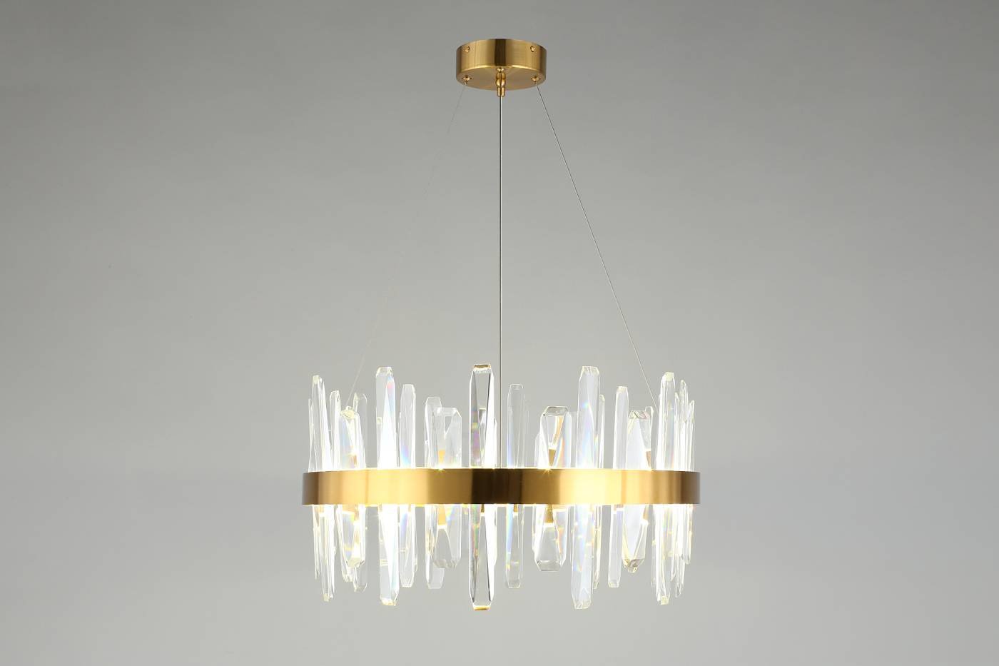 Подвесная люстра Aployt Leon APL.028.03.70