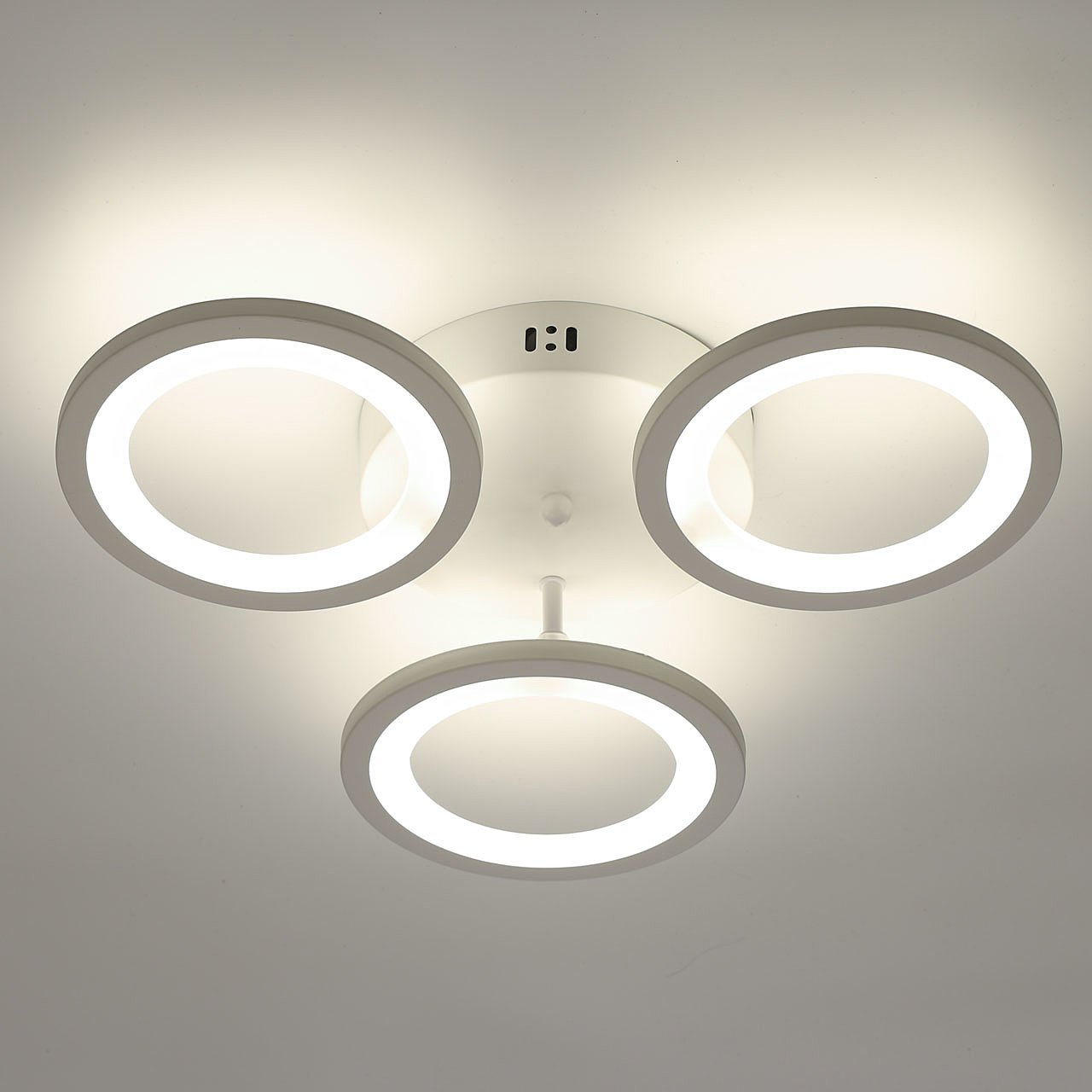 424013303 Потолочная люстра De Markt Мадлен 424013303