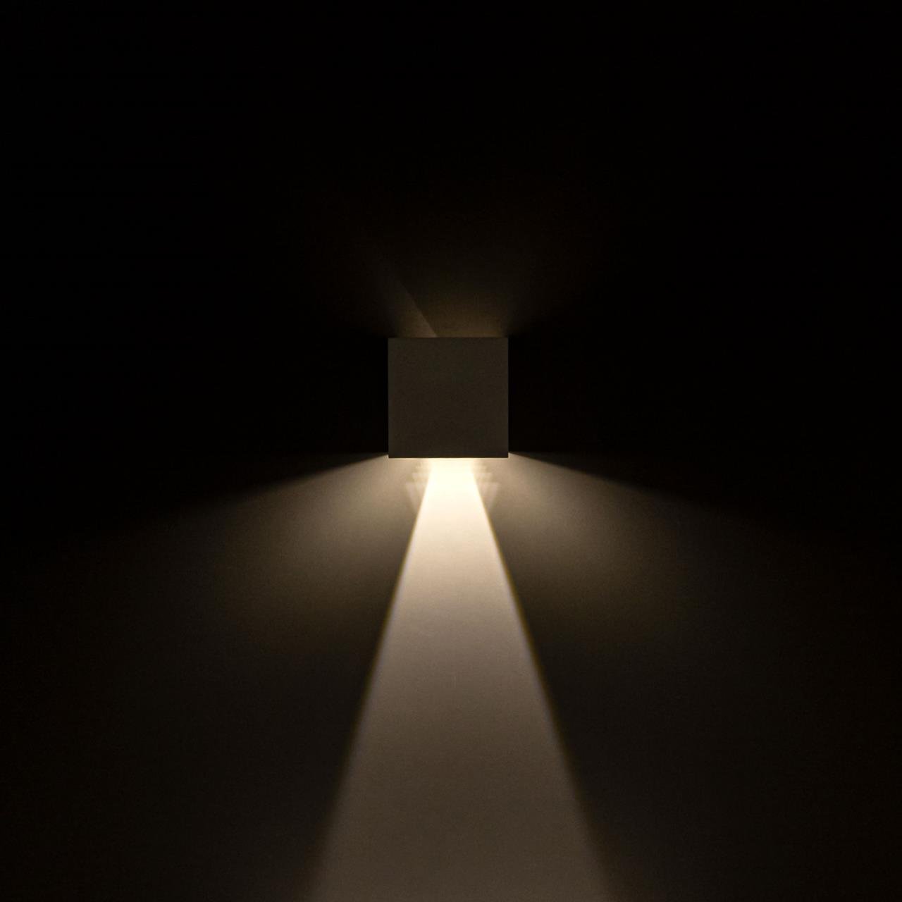 Настенное светодиодное бра Citilux Декарт-6 CL704060