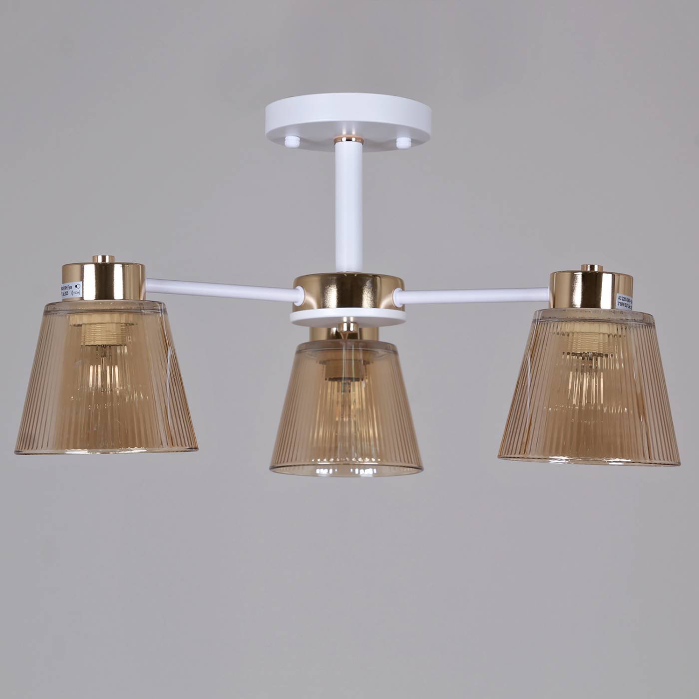 Потолочная люстра Reluce 20560-0.3-03 WH+FG