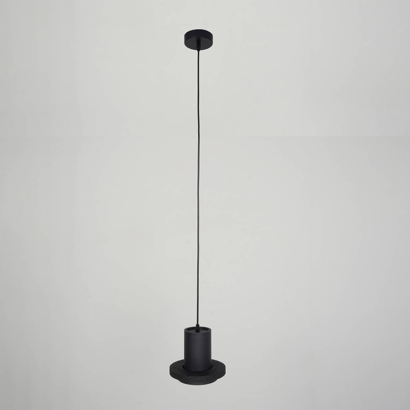 Светильник подвесной Zortes Tufo ZRS.2836.18