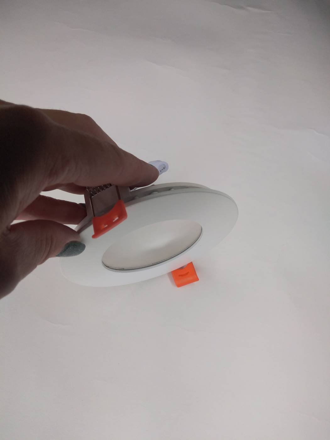 Встраиваемый светильник Elvan VLS-700R-8W-WW-Wh