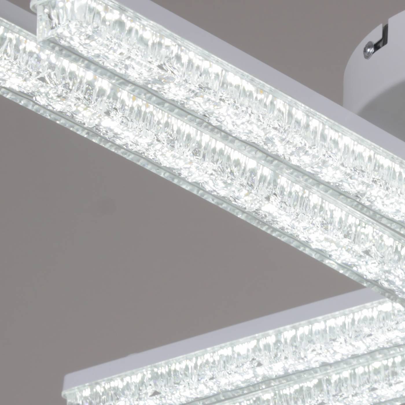 Потолочная люстра Reluce 58290-0.3-08 WH