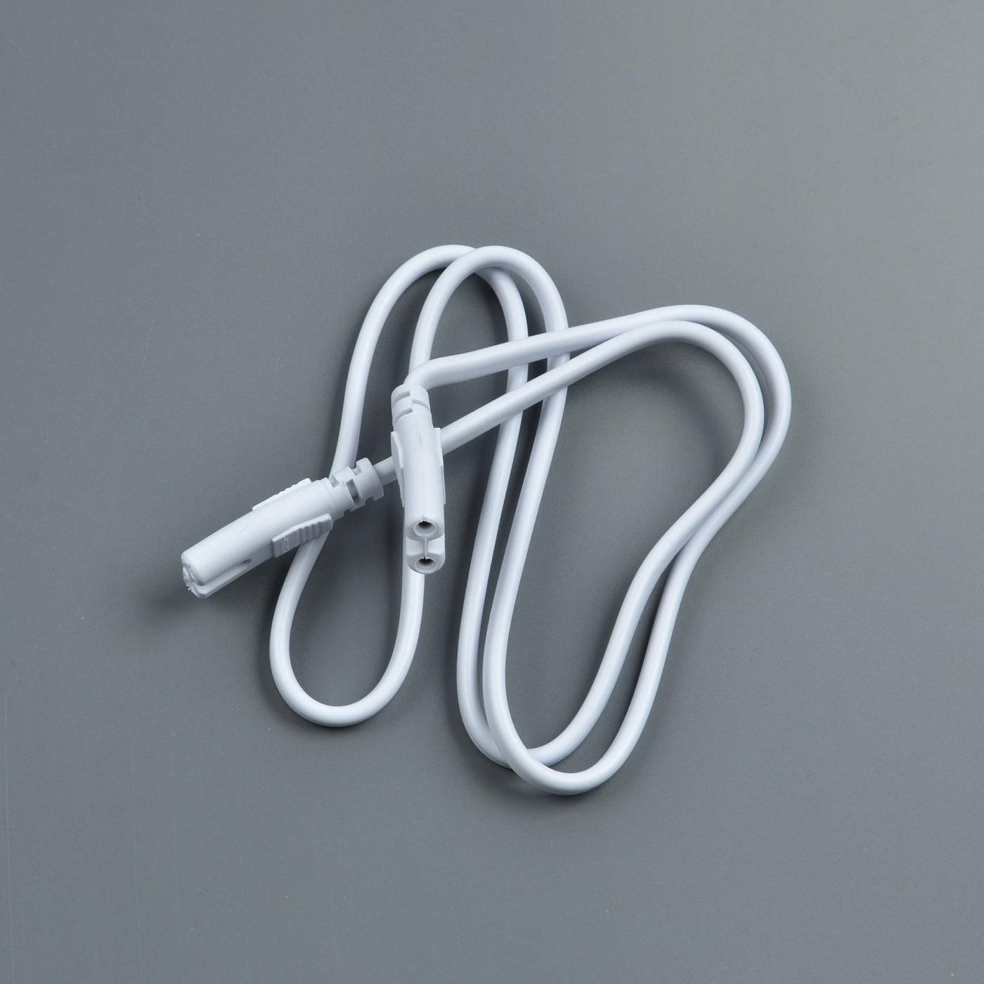 UCX-PP2/L10-080 WHITE 1 POLYBAG Провод для соединения светильников для растений ULI-P. 80 см Uniel UCX-PP2/L10-080 WHITE 1 POLYBAG