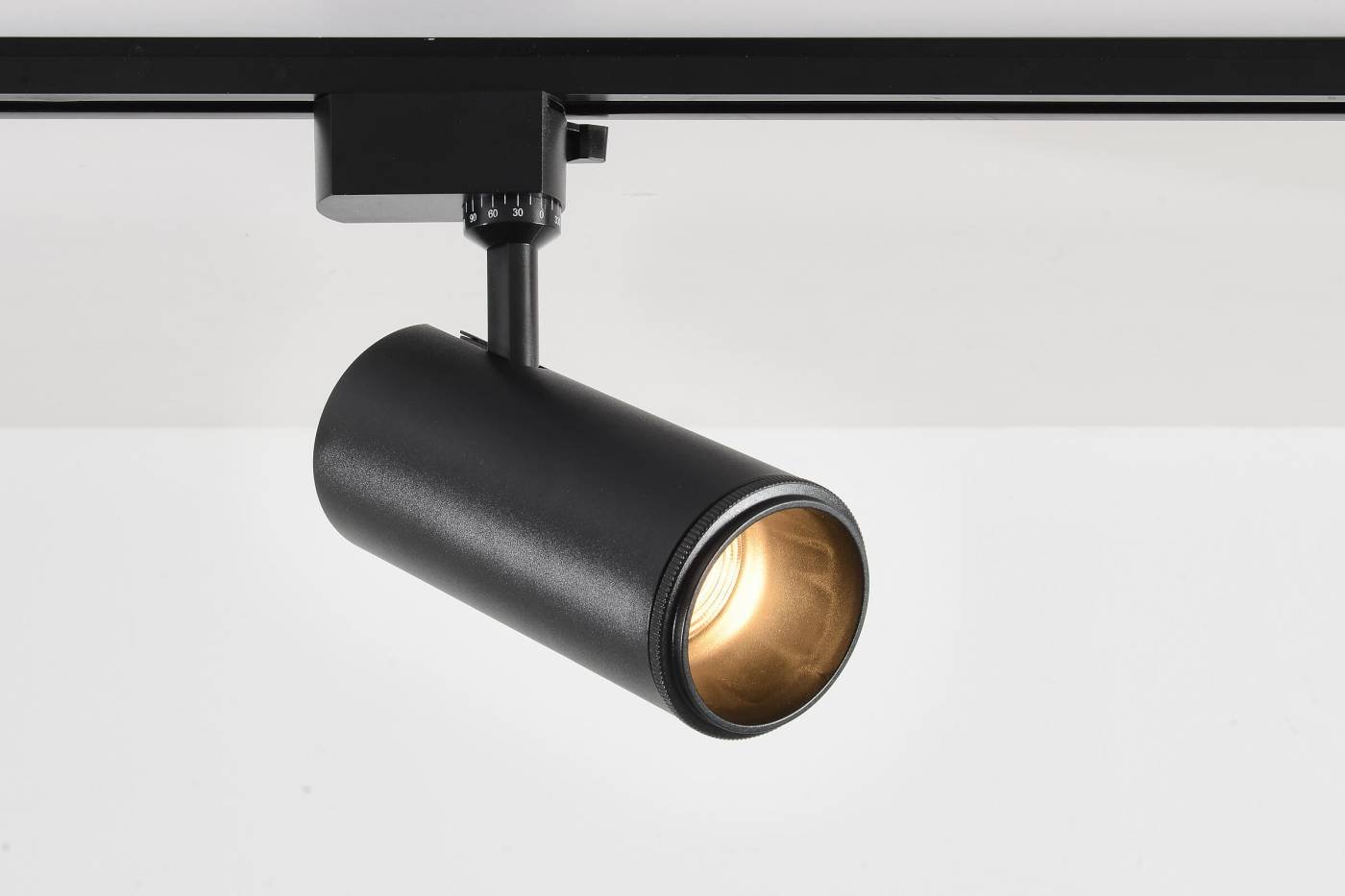 Трековый светильник Crystal Lux Basic CLT 0.31 021 BK 3CCT ZOOM