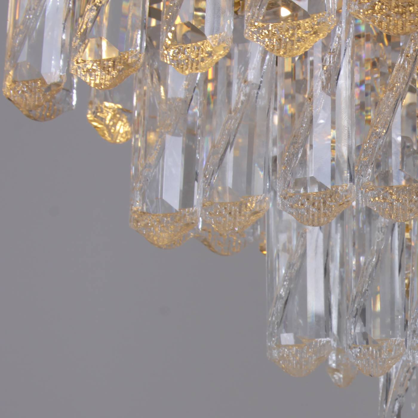 Подвесная люстра Reluce 16110-0.4-04 MX GD