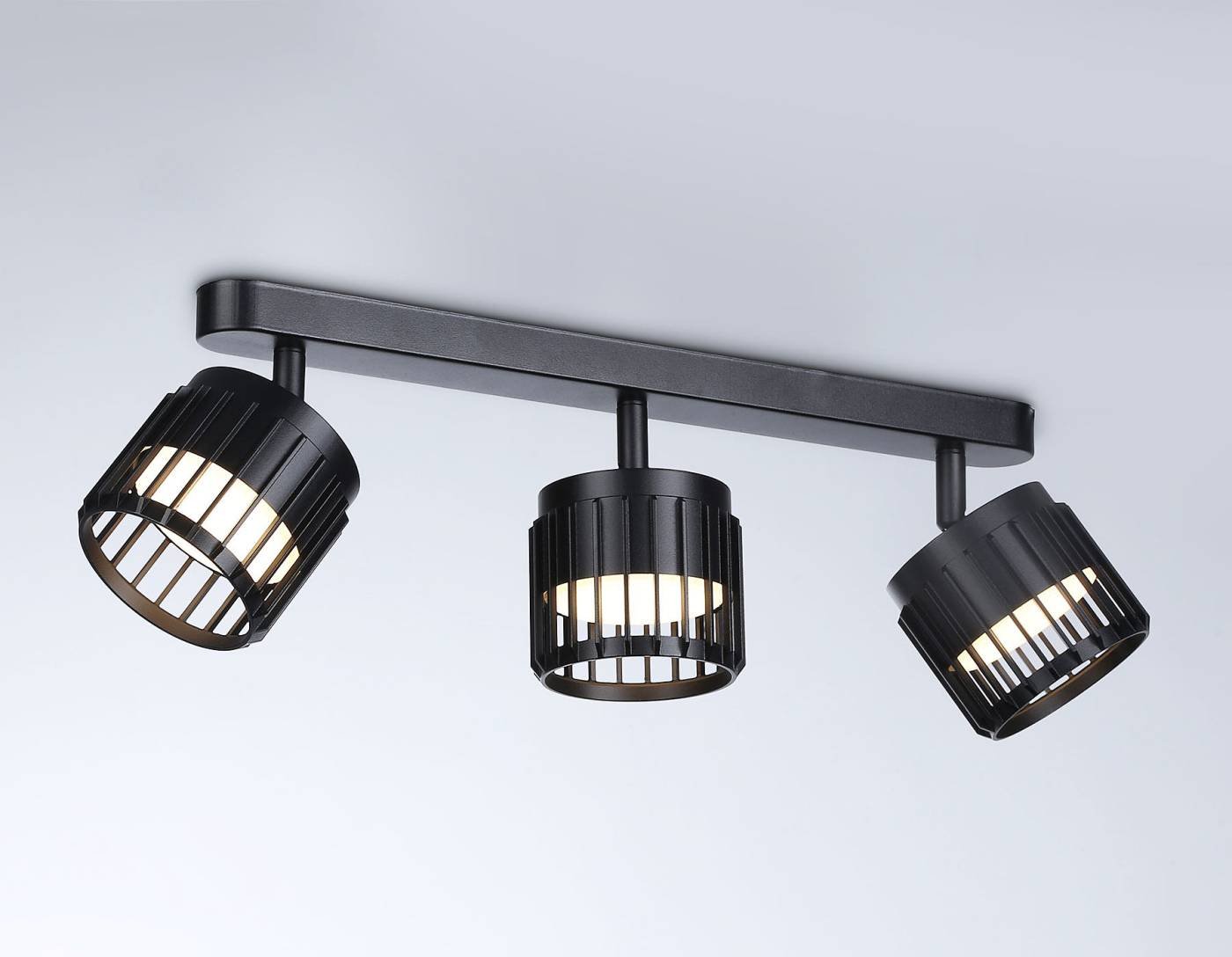 Светильник спот Ambrella Techno family TN71168