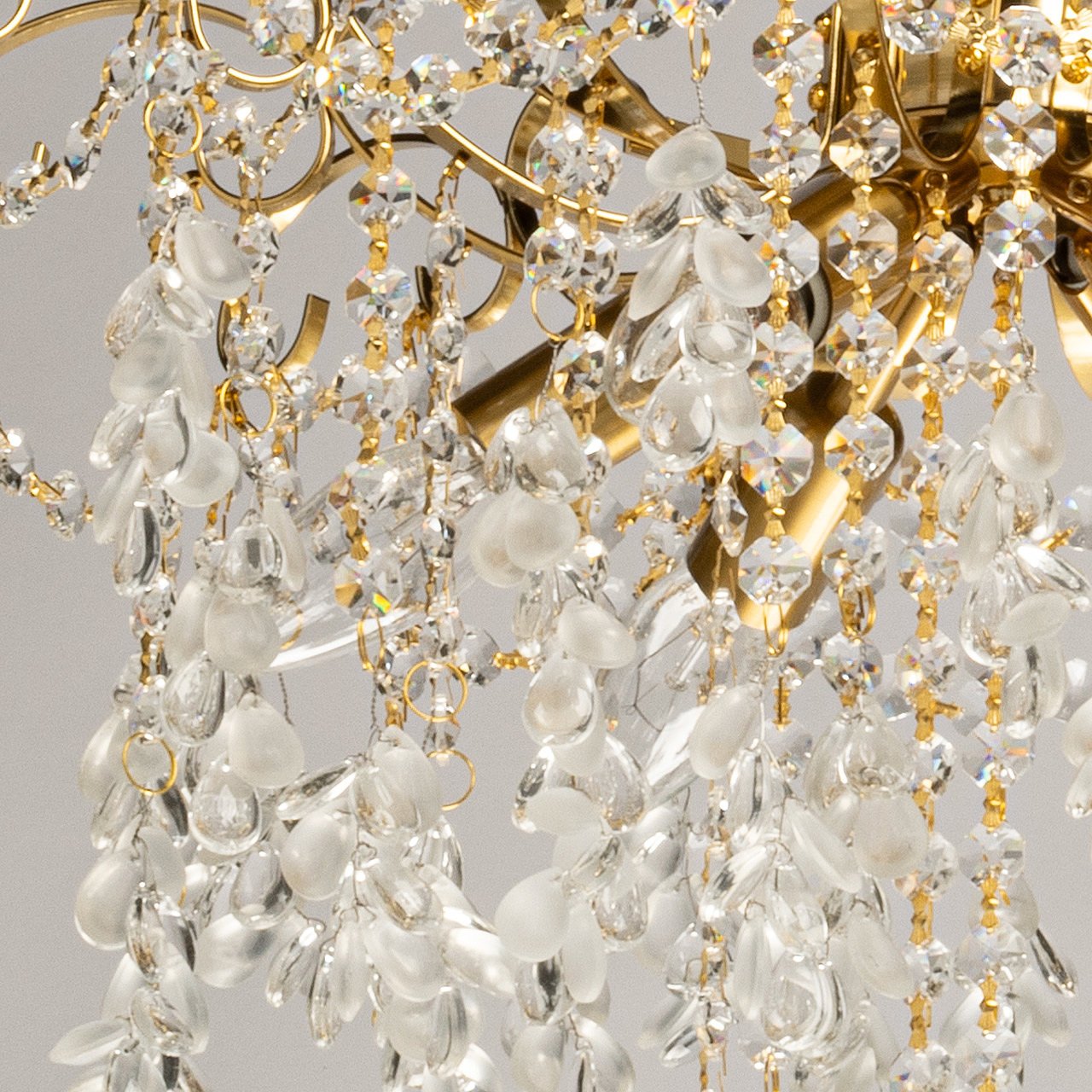 Подвесная люстра De Markt Бриз 230011606