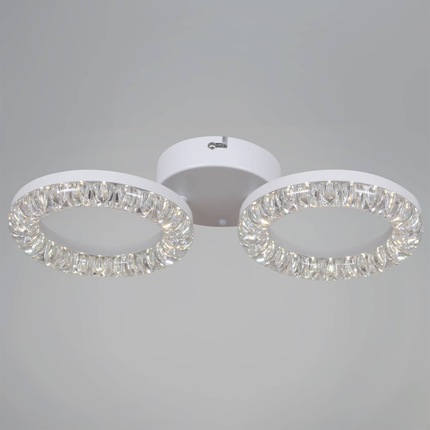 Потолочная люстра Reluce 09847-0.3-02A WH