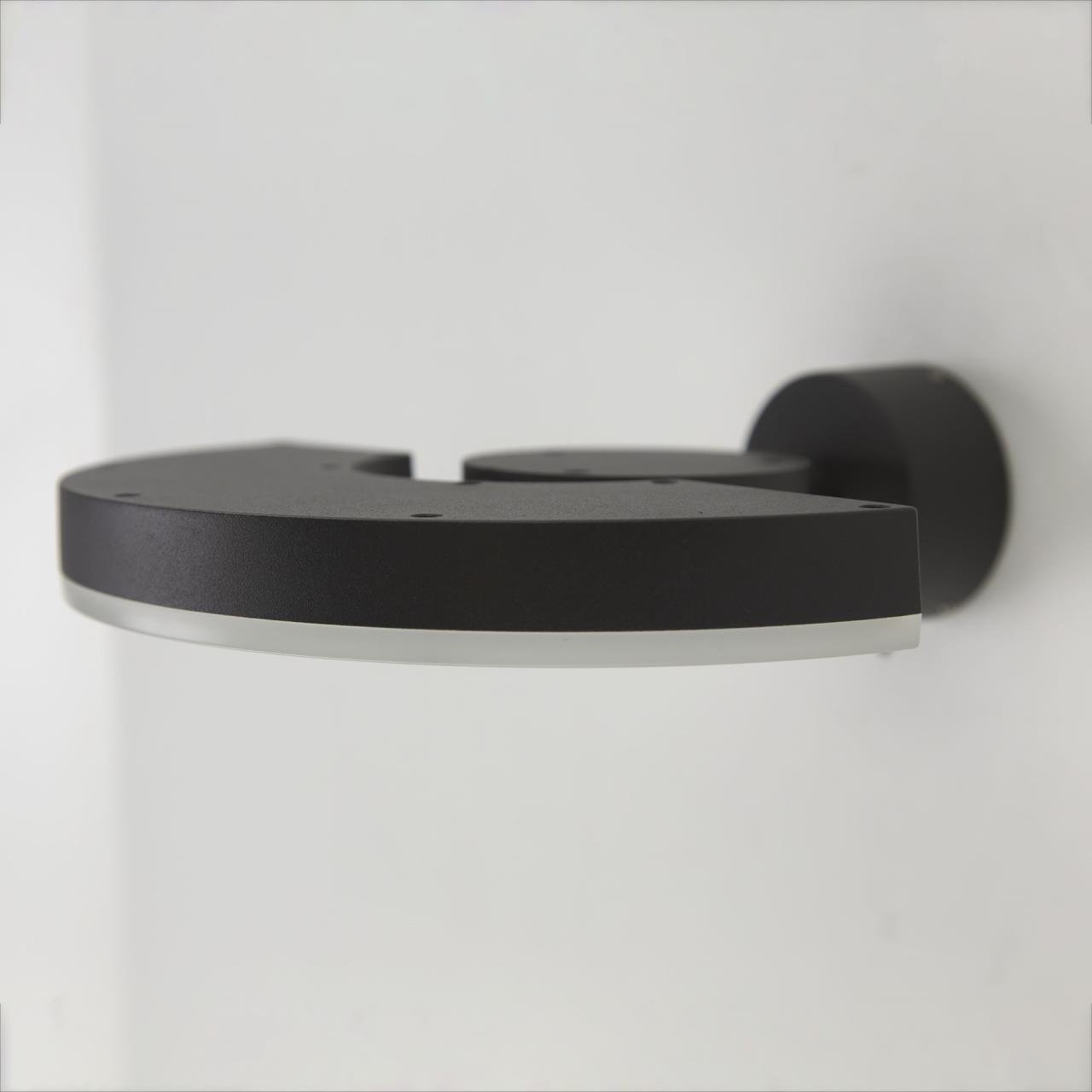 Уличный LED настенный светильник Citilux Улица CLU03W