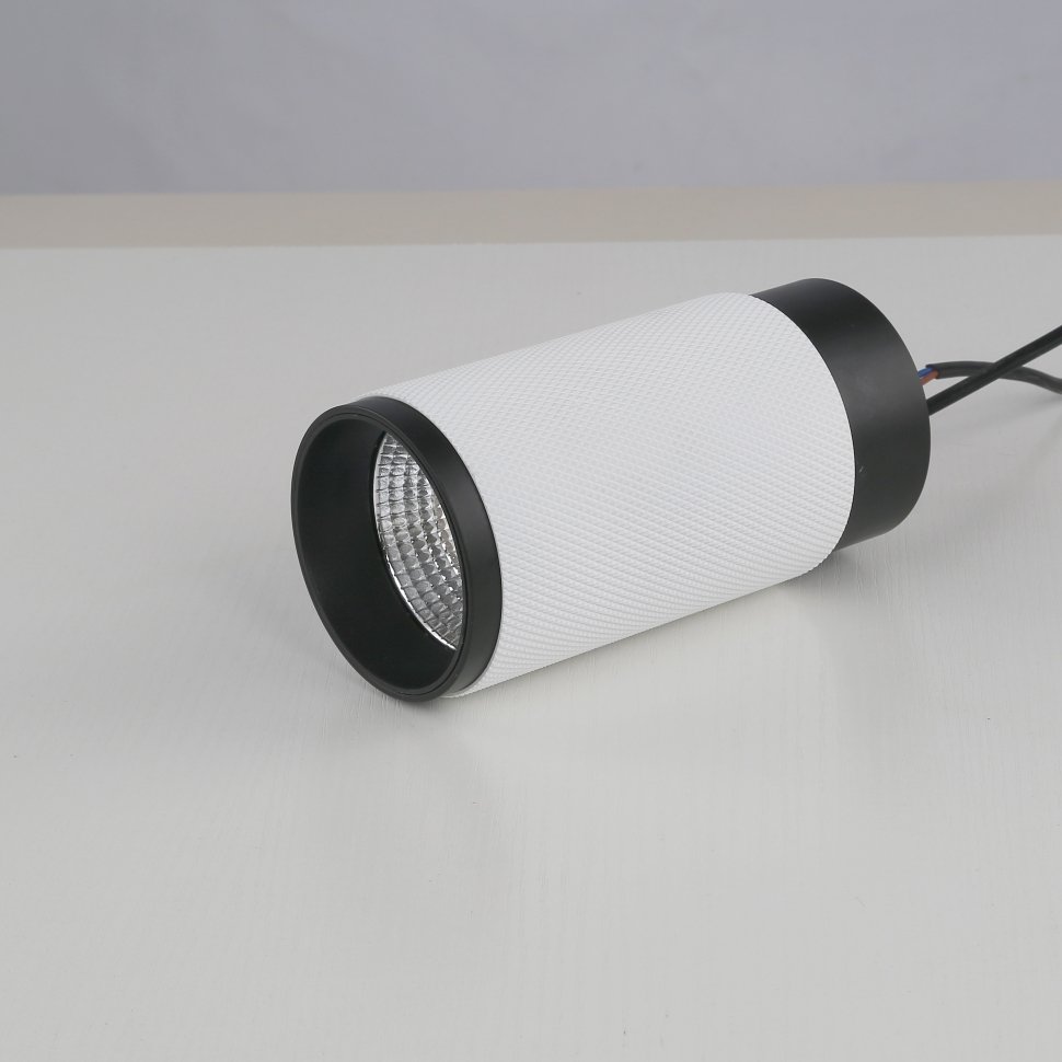 Накладной светильник ILedex Delta 1954-10W-3000K-36 BK+WH